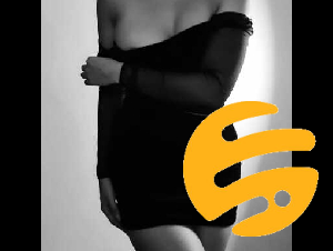 Nina, 26